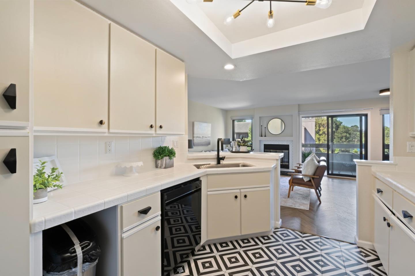 Detail Gallery Image 5 of 30 For 840 Sea Spray Ln #316,  Foster City,  CA 94404 - 1 Beds | 1 Baths