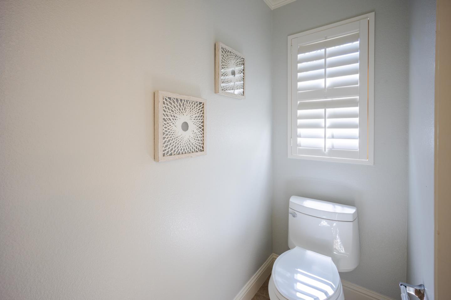 Detail Gallery Image 15 of 31 For 7238 Shannon Park Ct, South San Francisco,  CA 94080 - 4 Beds | 3/1 Baths