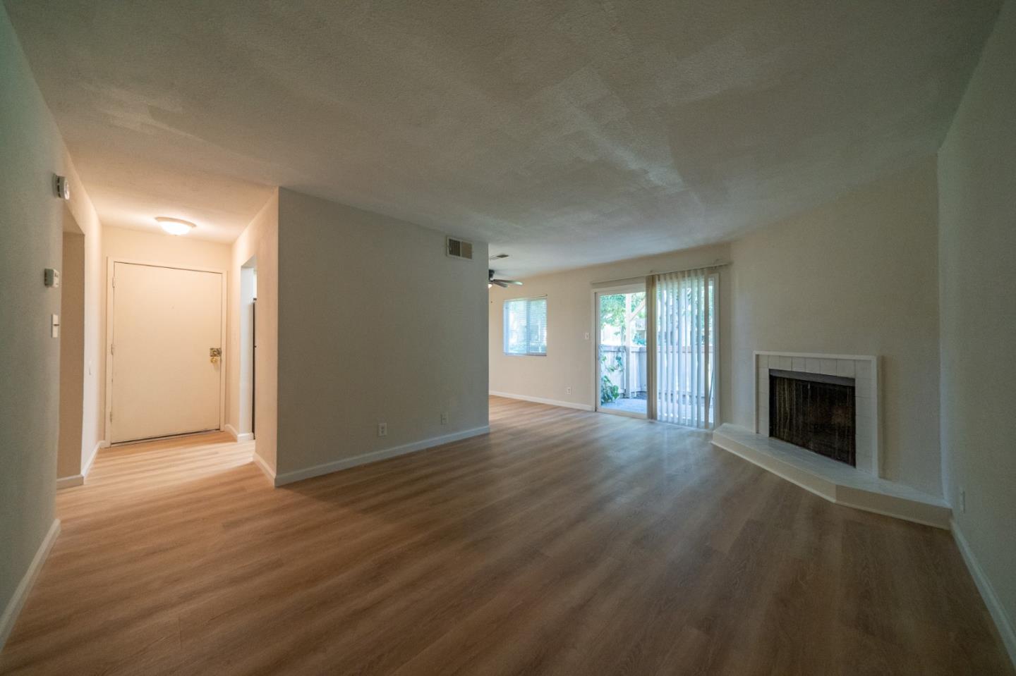 Detail Gallery Image 17 of 30 For 328 Northbank Ct #67,  Stockton,  CA 95207 - 2 Beds | 1 Baths