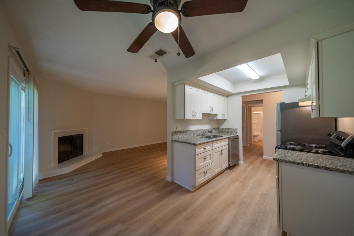 Detail Gallery Image 22 of 30 For 328 Northbank Ct #67,  Stockton,  CA 95207 - 2 Beds | 1 Baths