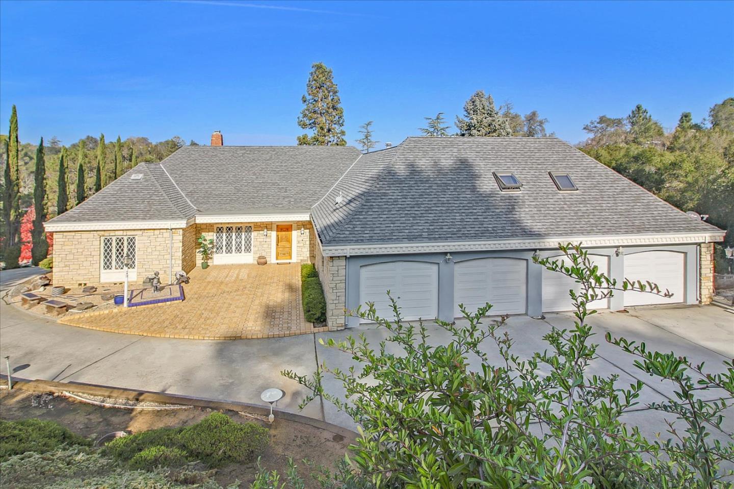 Detail Gallery Image 1 of 41 For 18300 Constitution Ave, Monte Sereno,  CA 95030 - 3 Beds | 2 Baths