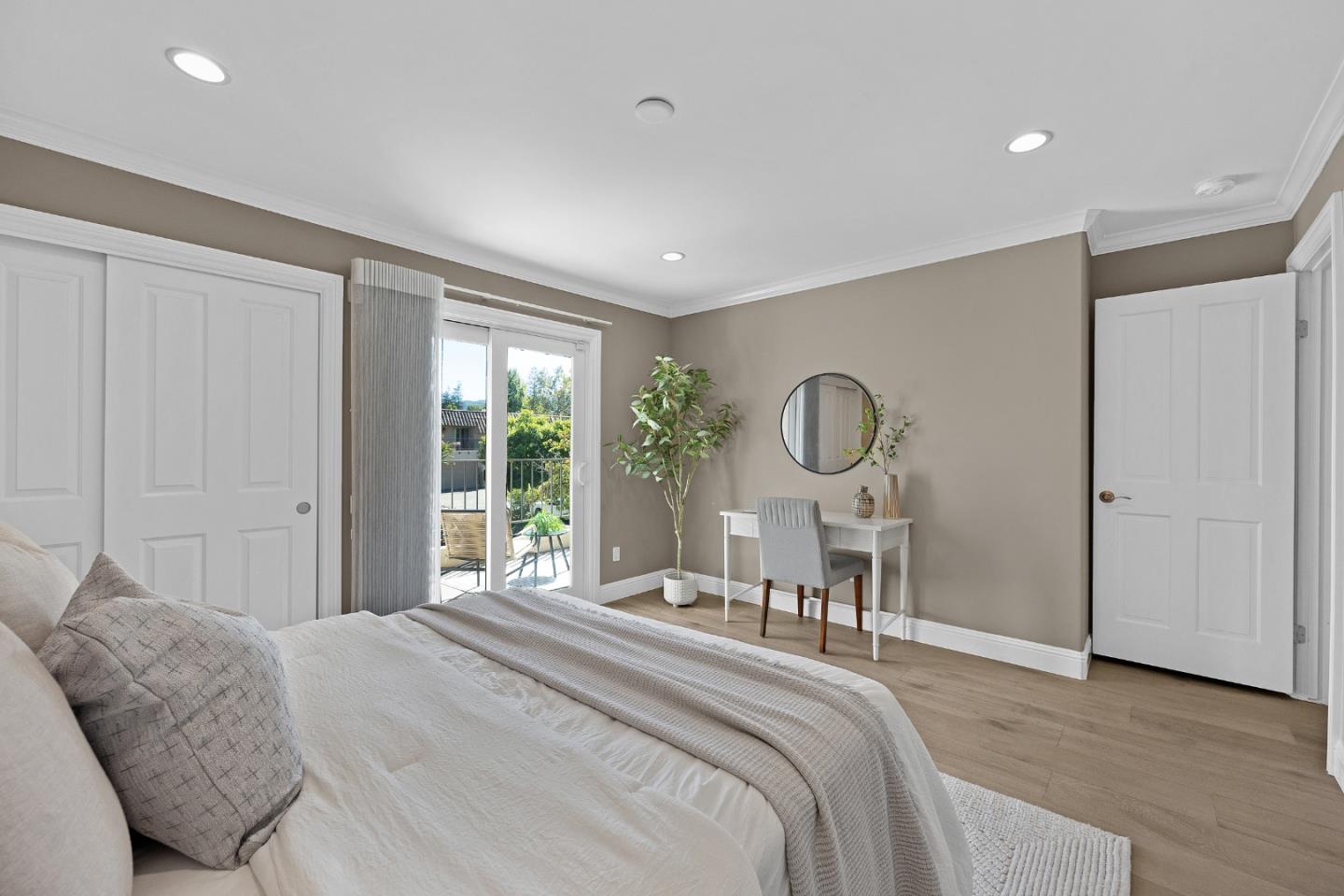 Detail Gallery Image 12 of 48 For 125 El Pinar, Los Gatos,  CA 95032 - 3 Beds | 2/1 Baths