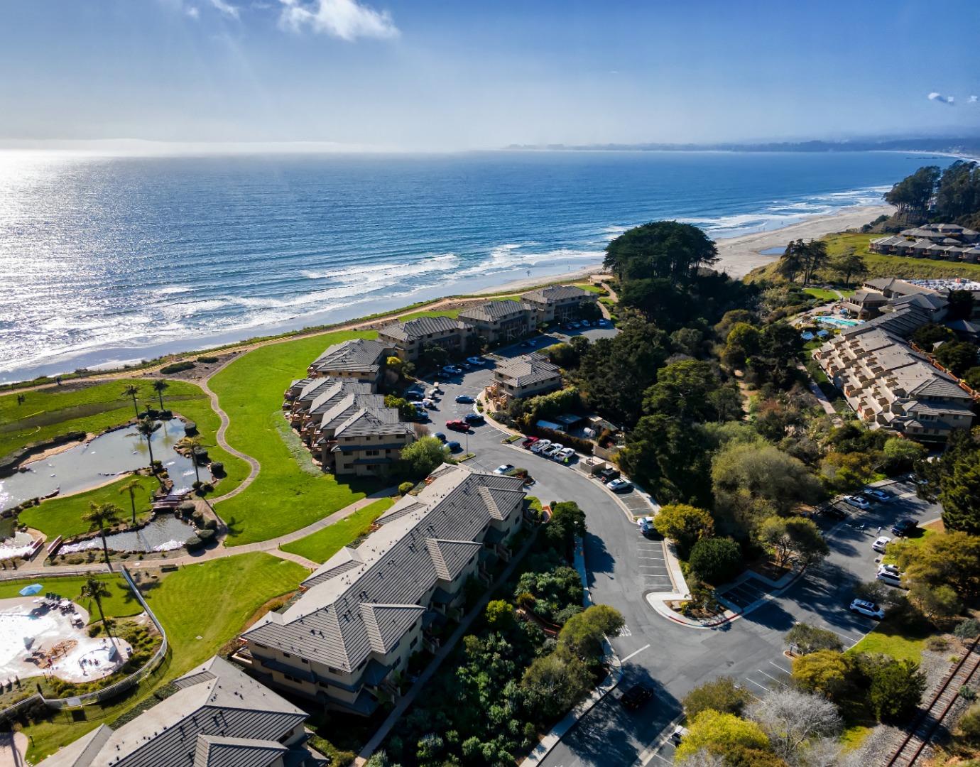 Detail Gallery Image 25 of 36 For 60 Seascape Resort Dr, Aptos,  CA 95003 - 2 Beds | 2 Baths