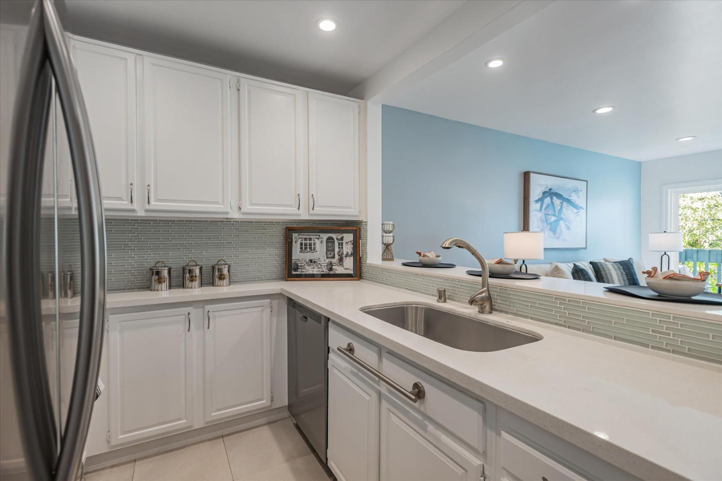 Detail Gallery Image 4 of 42 For 316 N El Camino Real #308,  San Mateo,  CA 94401 - 2 Beds | 2 Baths