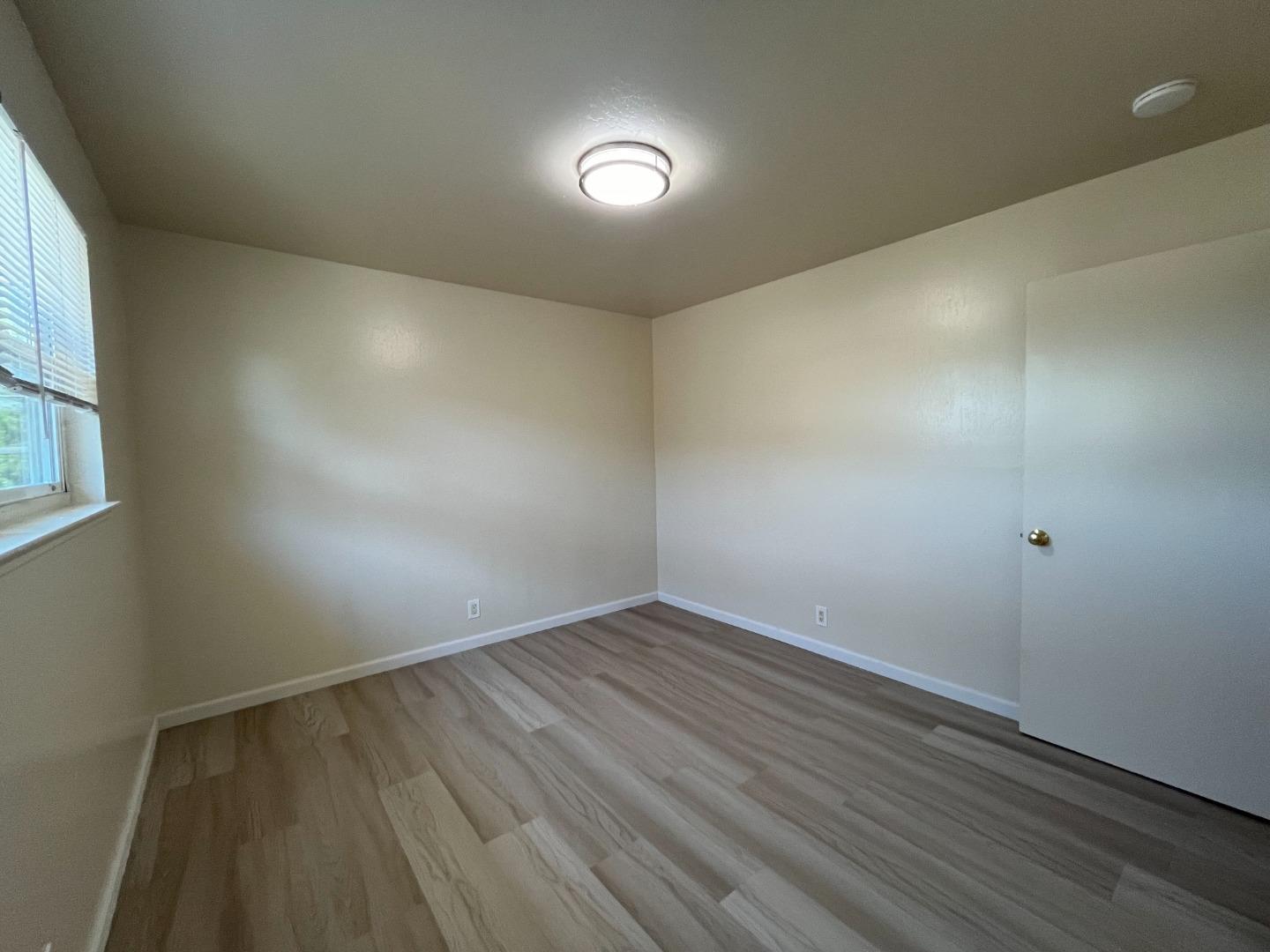 Detail Gallery Image 6 of 9 For 2345 Sutter Avenue #4,  Santa Clara,  CA 95050 - 1 Beds | 1 Baths