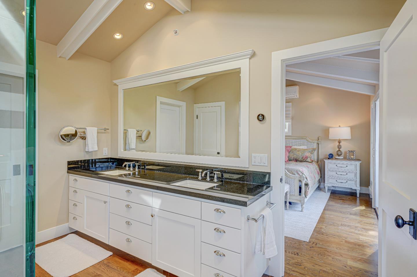 Detail Gallery Image 23 of 34 For 2 Nw 5th & Lincoln, Carmel,  CA 93921 - 3 Beds | 2 Baths