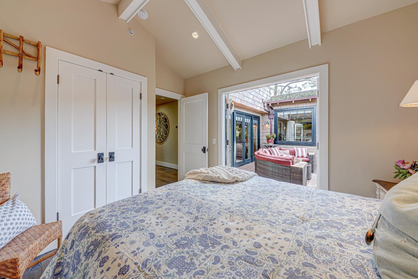 Detail Gallery Image 26 of 34 For 2 5th Ave, Carmel,  CA 93921 - 3 Beds | 2 Baths