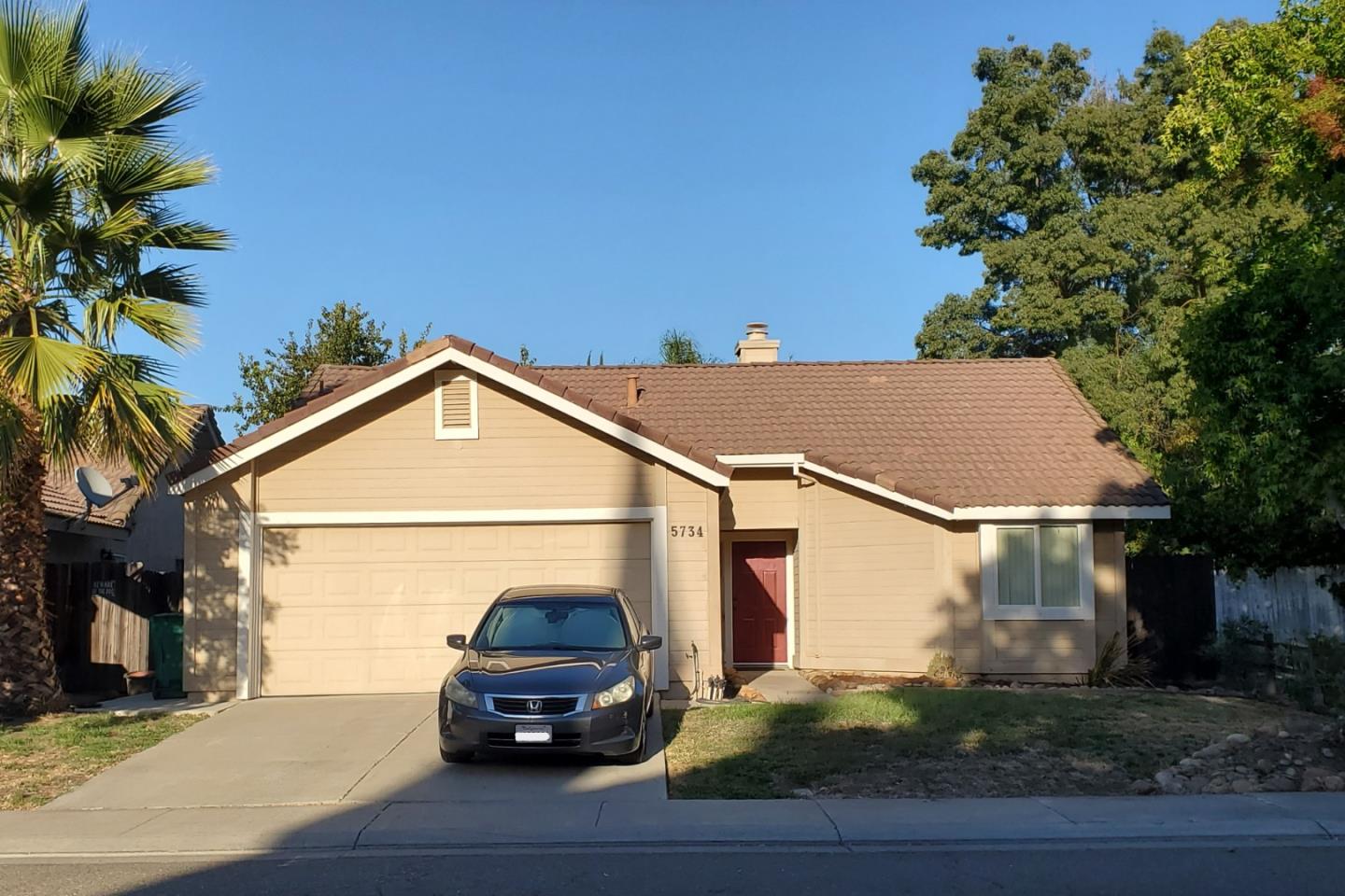 Detail Gallery Image 1 of 1 For 5734 Tevlin Ln, Stockton,  CA 95210 - 3 Beds | 2 Baths