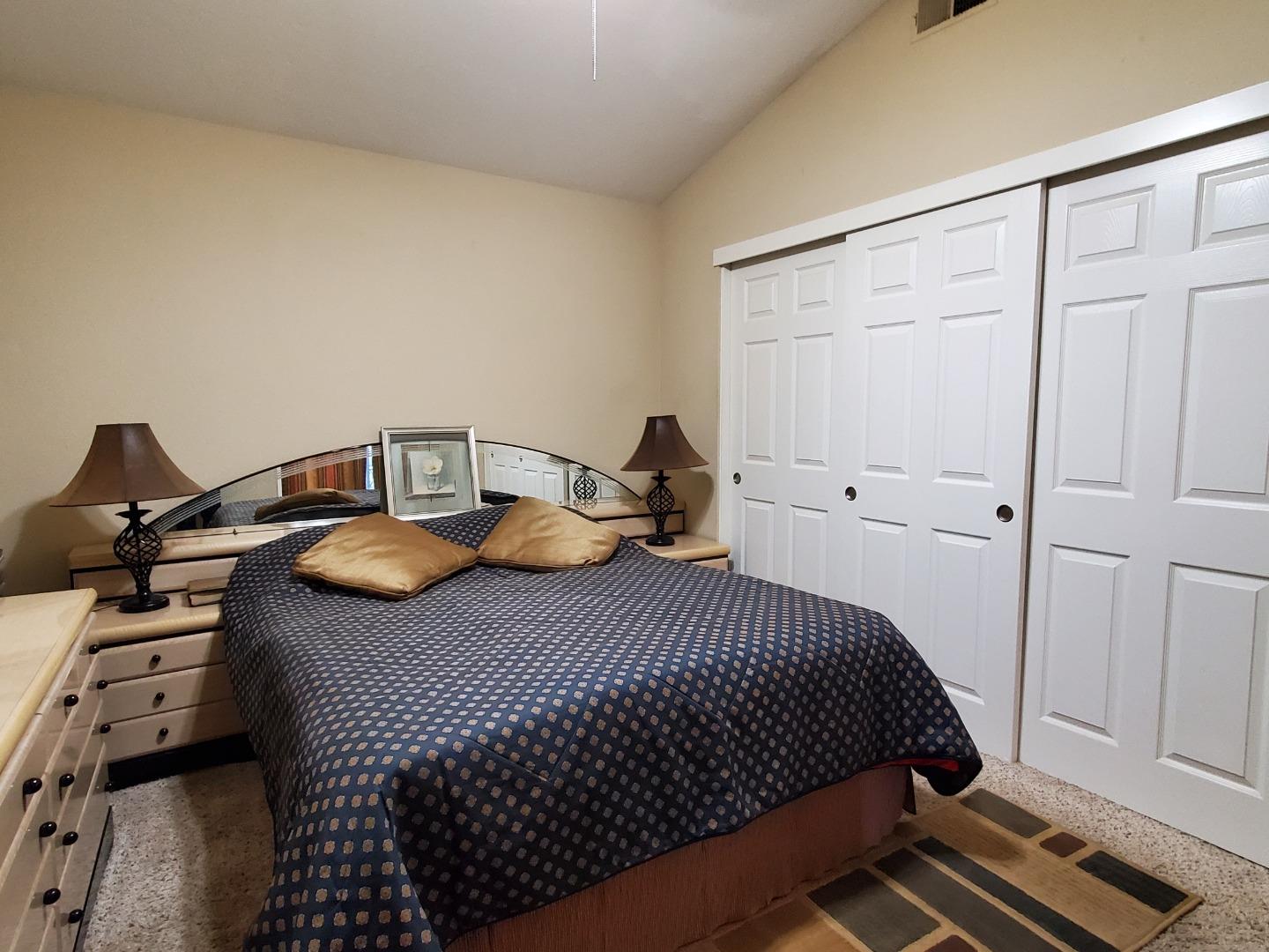 Detail Gallery Image 9 of 13 For 5734 Tevlin Ln, Stockton,  CA 95210 - 3 Beds | 2 Baths