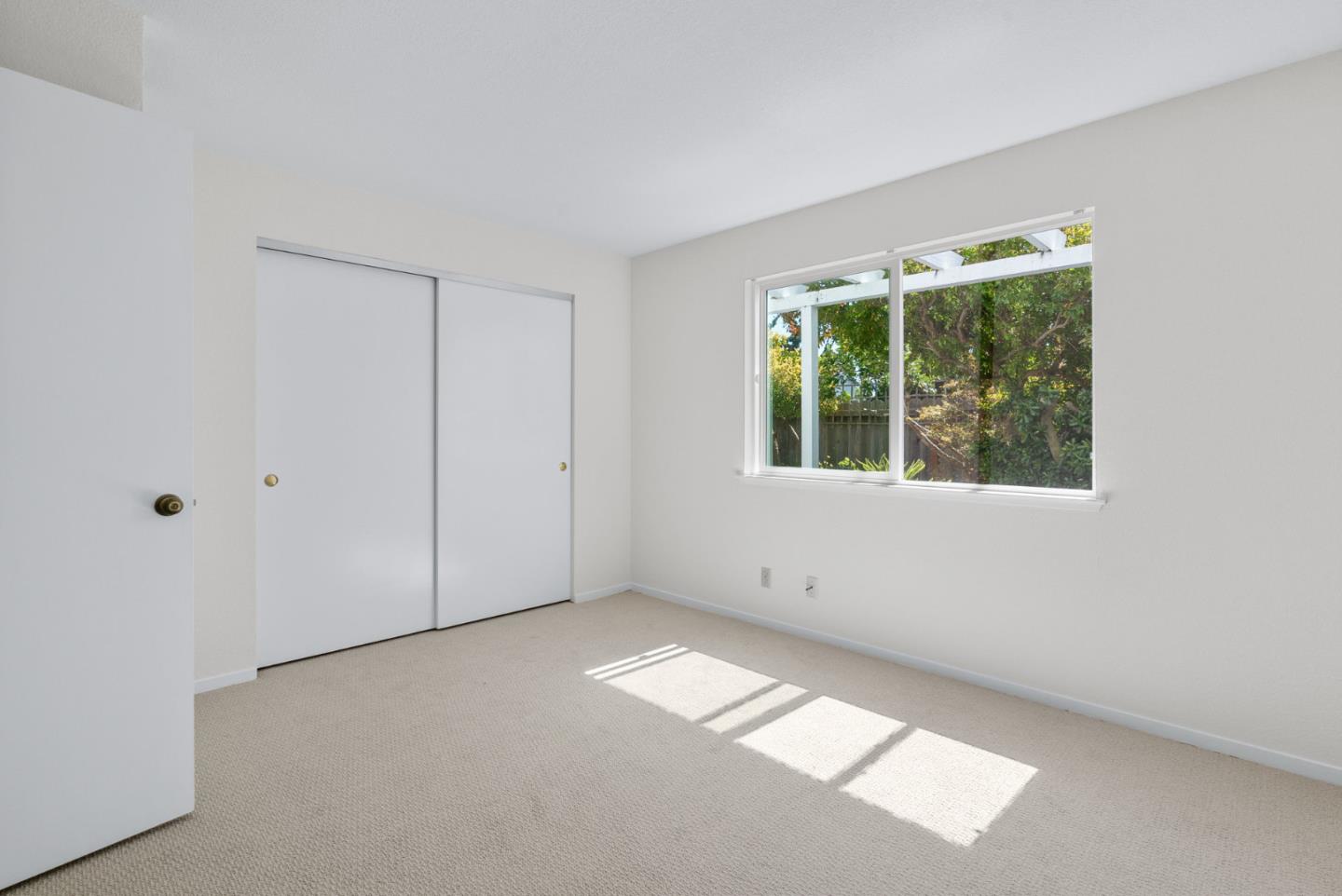 Detail Gallery Image 17 of 27 For 3870 Bramble Ln #D,  Santa Cruz,  CA 95062 - 2 Beds | 1 Baths