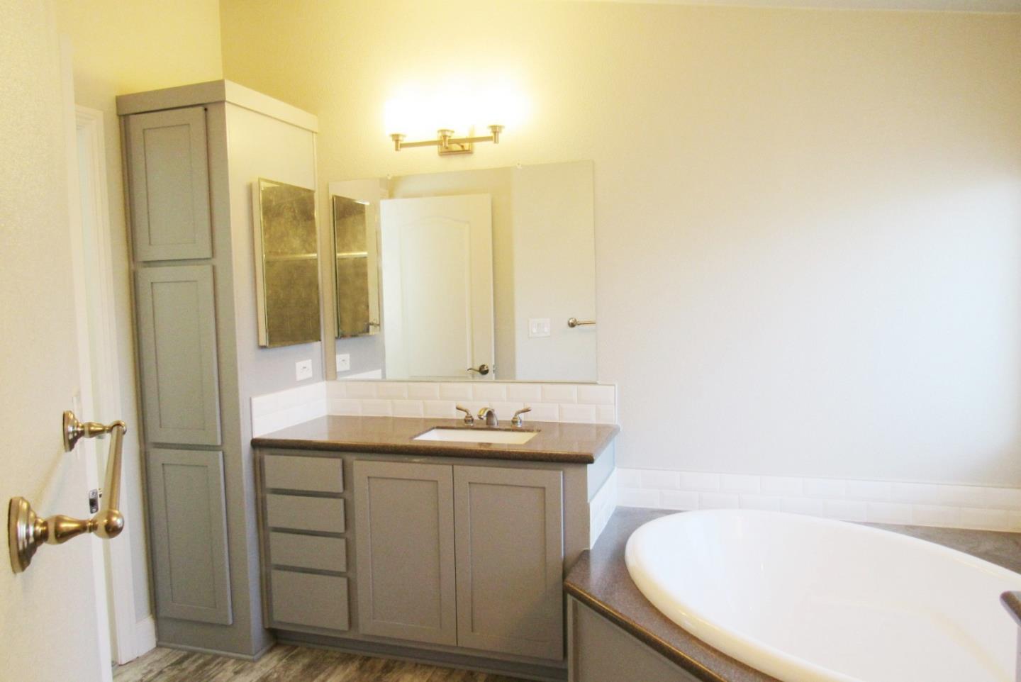 Detail Gallery Image 20 of 32 For 1225 Vienna Dr #241,  Sunnyvale,  CA 94089 - 3 Beds | 2 Baths