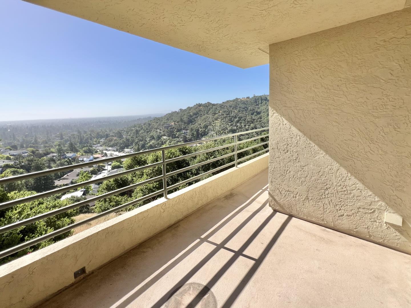 Detail Gallery Image 10 of 48 For 438 Portofino Dr #102,  San Carlos,  CA 94070 - 2 Beds | 2 Baths