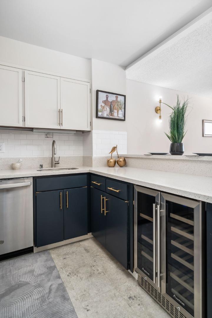 Detail Gallery Image 24 of 42 For 320 Lee St #206,  Oakland,  CA 94610 - 1 Beds | 1 Baths