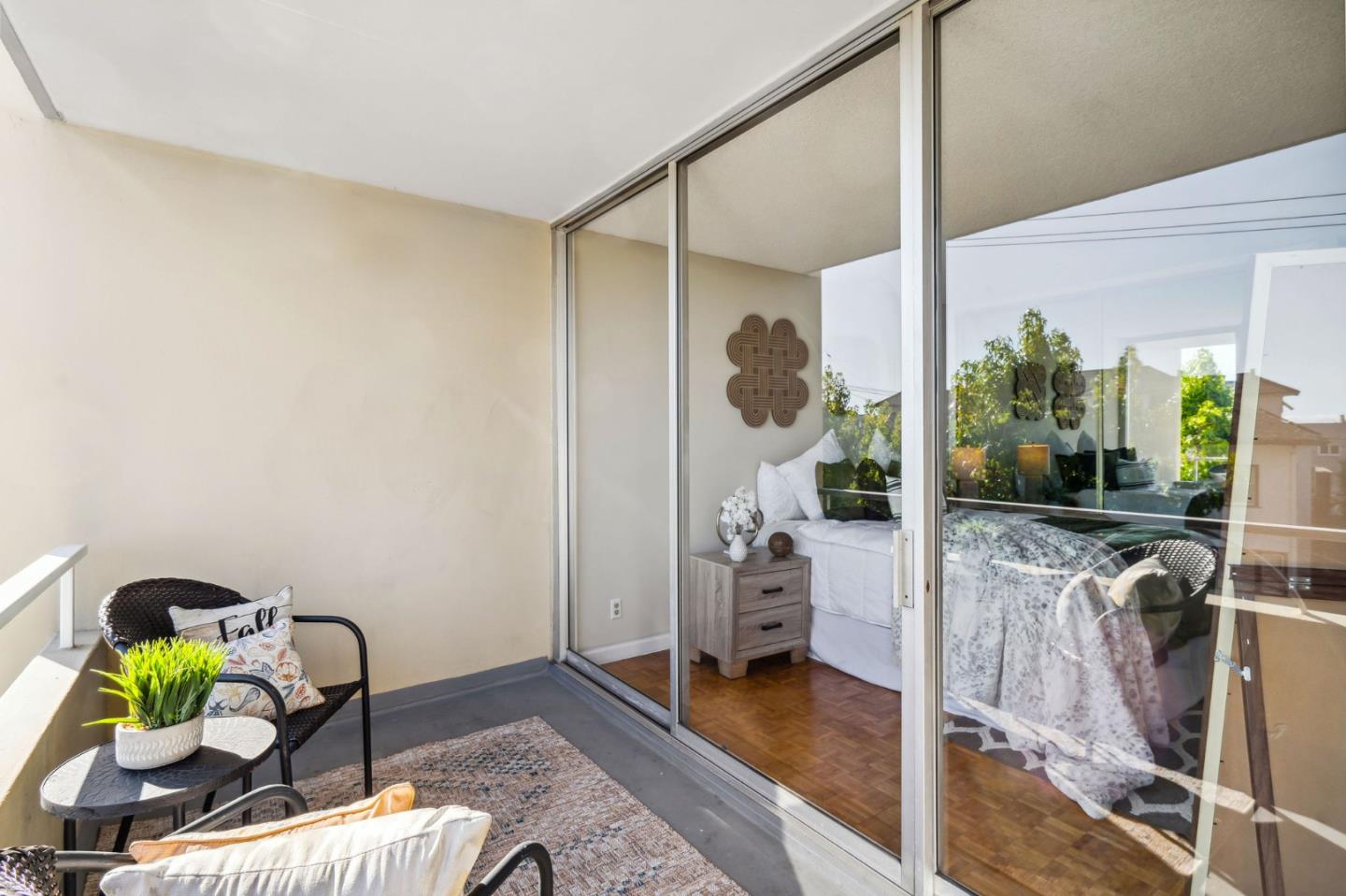 Detail Gallery Image 30 of 42 For 320 Lee St #206,  Oakland,  CA 94610 - 1 Beds | 1 Baths