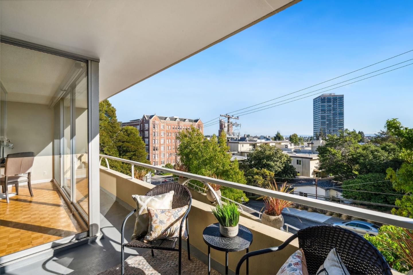 Detail Gallery Image 31 of 42 For 320 Lee St #206,  Oakland,  CA 94610 - 1 Beds | 1 Baths