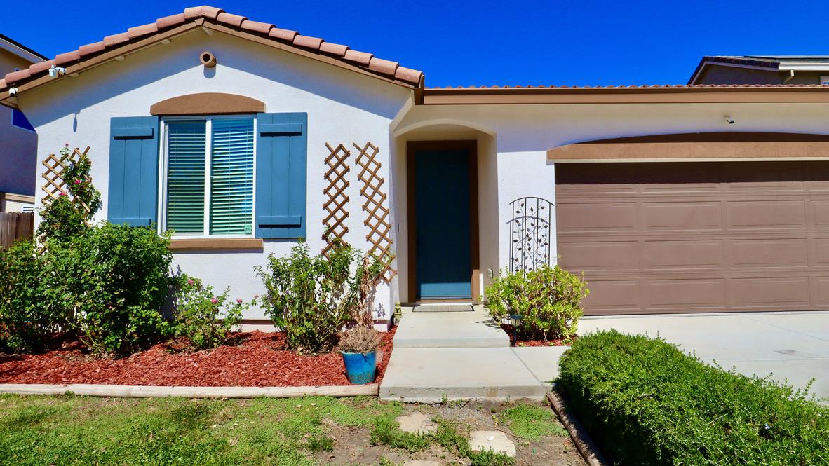 Detail Gallery Image 3 of 22 For 347 Sunol St, Lathrop,  CA 95330 - 4 Beds | 2 Baths