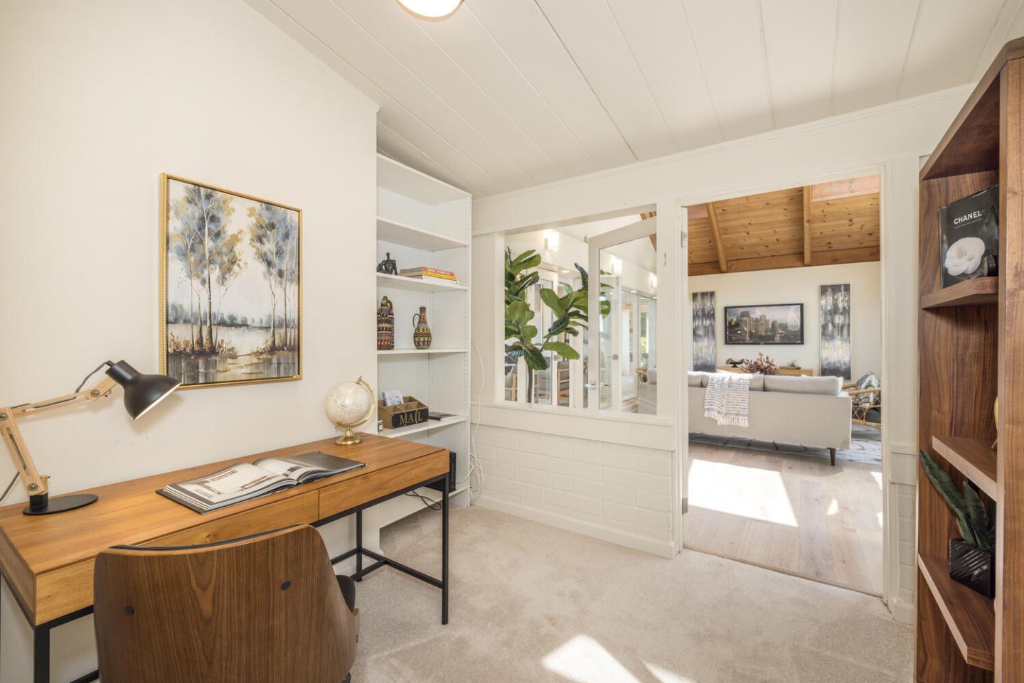 Detail Gallery Image 17 of 49 For 143 Lake Rd, Portola Valley,  CA 94028 - 3 Beds | 2 Baths