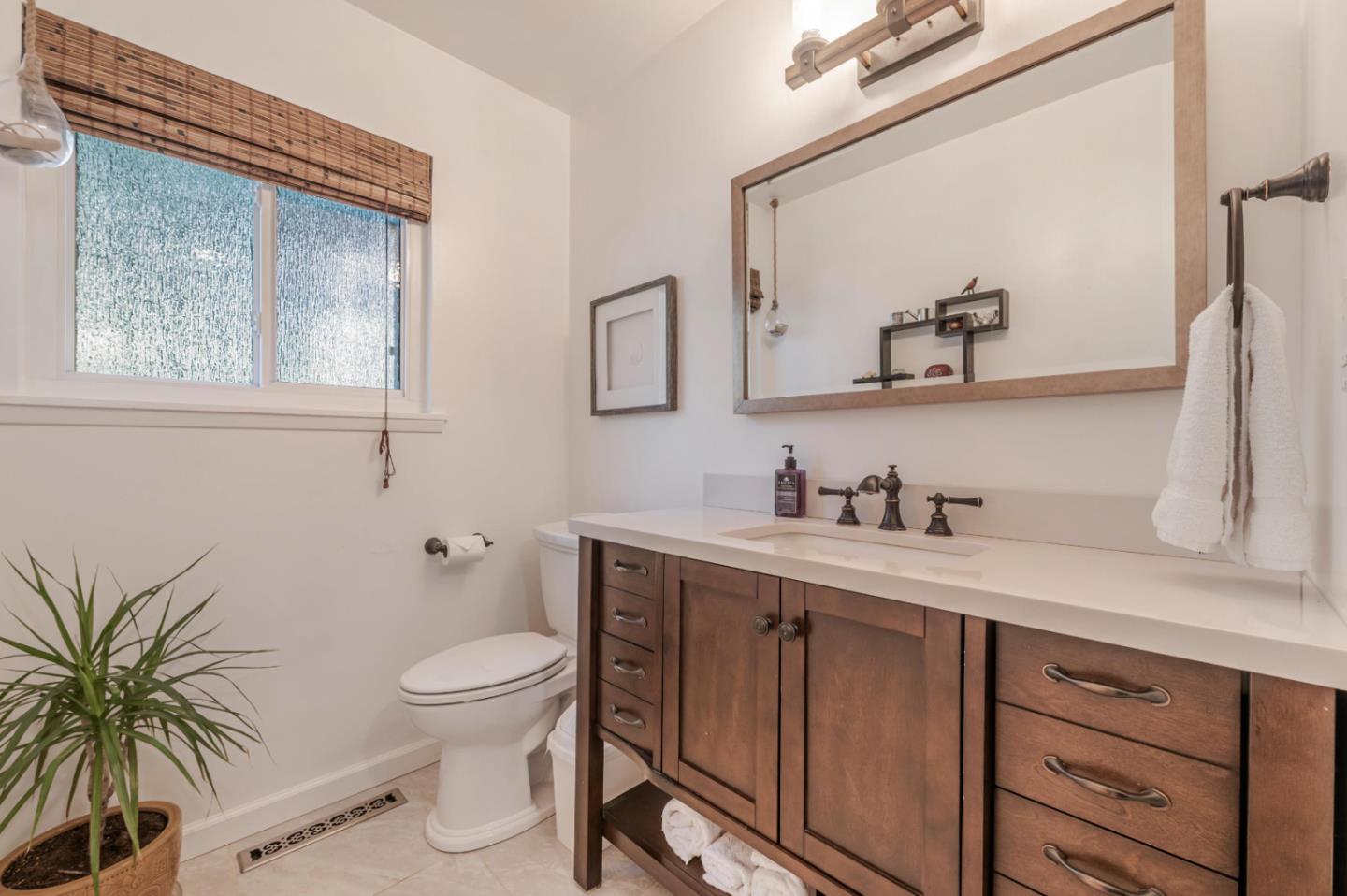 Detail Gallery Image 20 of 38 For 94 Lake Dr, Boulder Creek,  CA 95006 - 2 Beds | 2 Baths