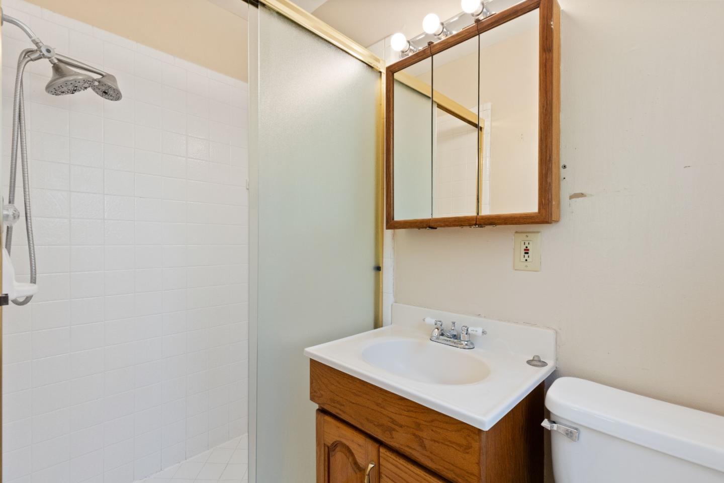 Detail Gallery Image 7 of 14 For 8288 Sunset Ave, Fair Oaks,  CA 95628 - 4 Beds | 2 Baths