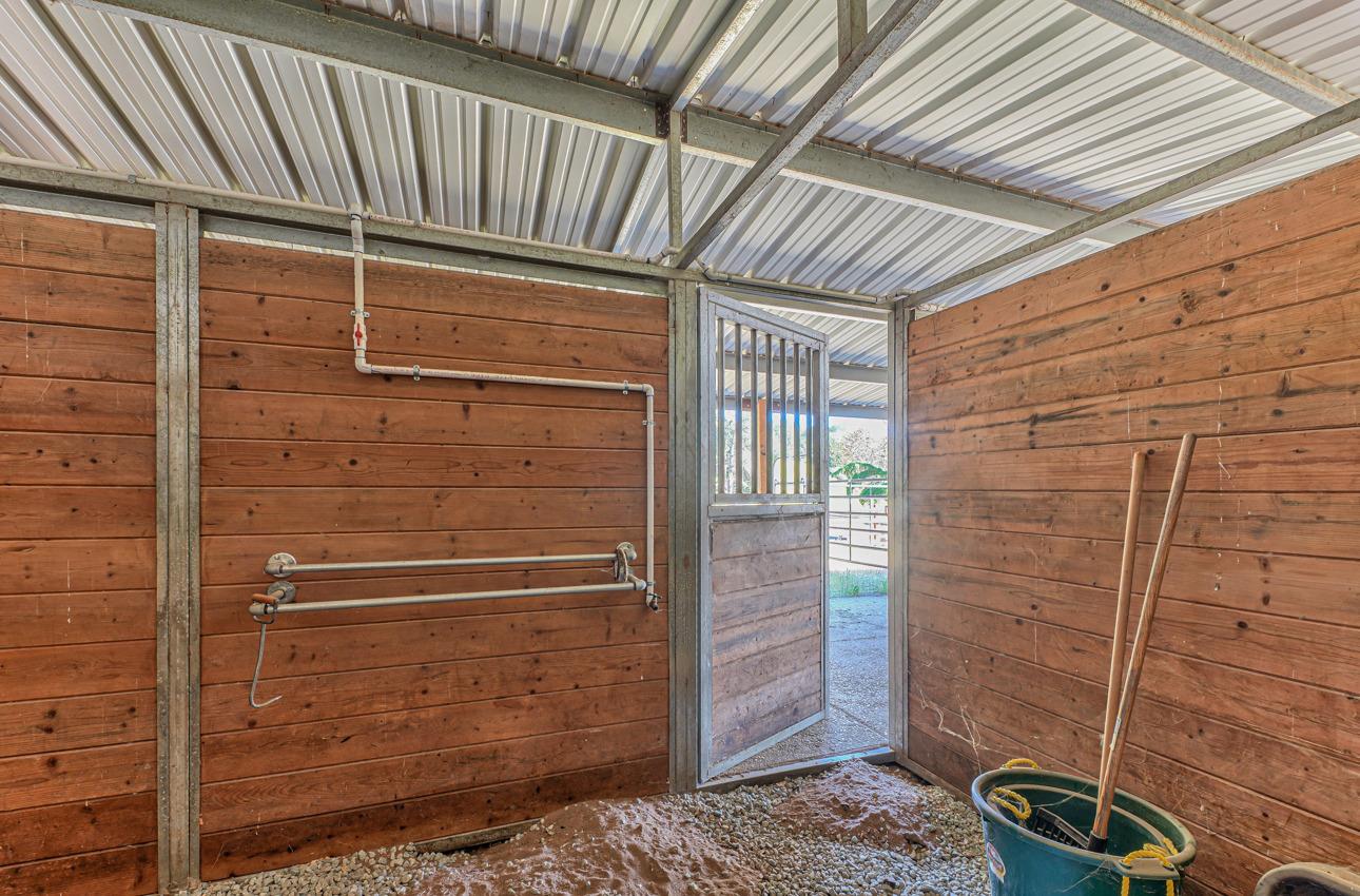 Detail Gallery Image 64 of 69 For 1021 Cannon Rd, Aromas,  CA 95004 - 3 Beds | 2/1 Baths