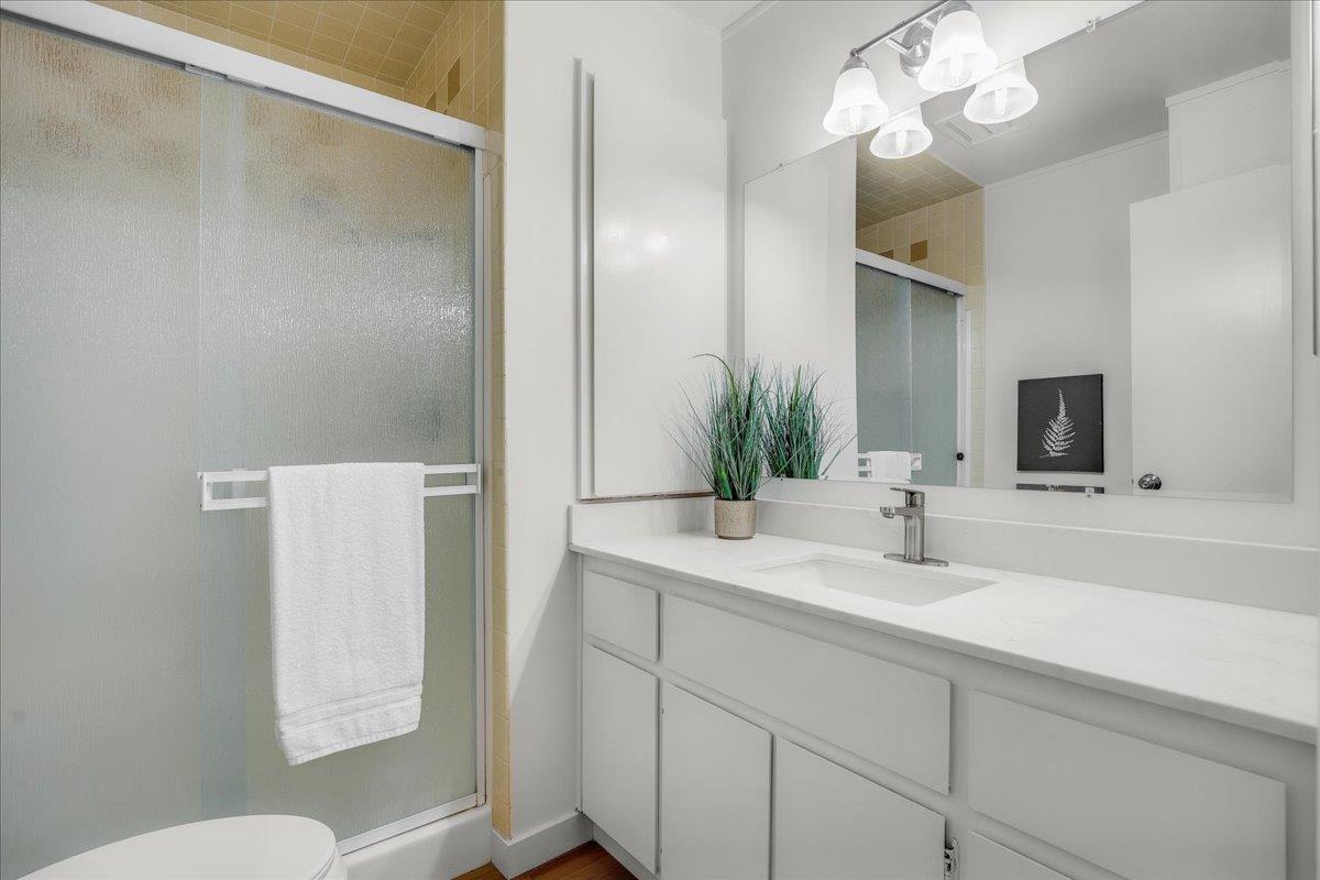 Detail Gallery Image 19 of 34 For 174 Kern St #35,  Salinas,  CA 93905 - 1 Beds | 2 Baths