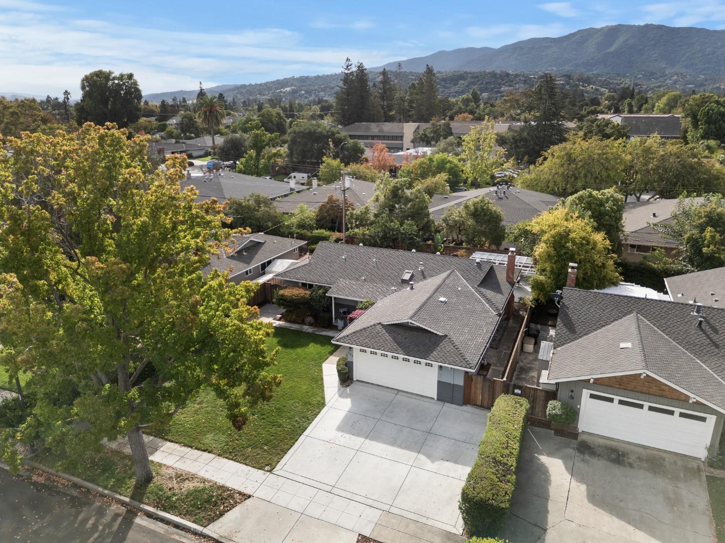 Detail Gallery Image 7 of 39 For 366 Penn Way, Los Gatos,  CA 95032 - 3 Beds | 2 Baths