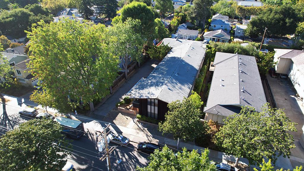 Detail Gallery Image 2 of 22 For 365 Everett Ave, Palo Alto,  CA 94301 - – Beds | – Baths