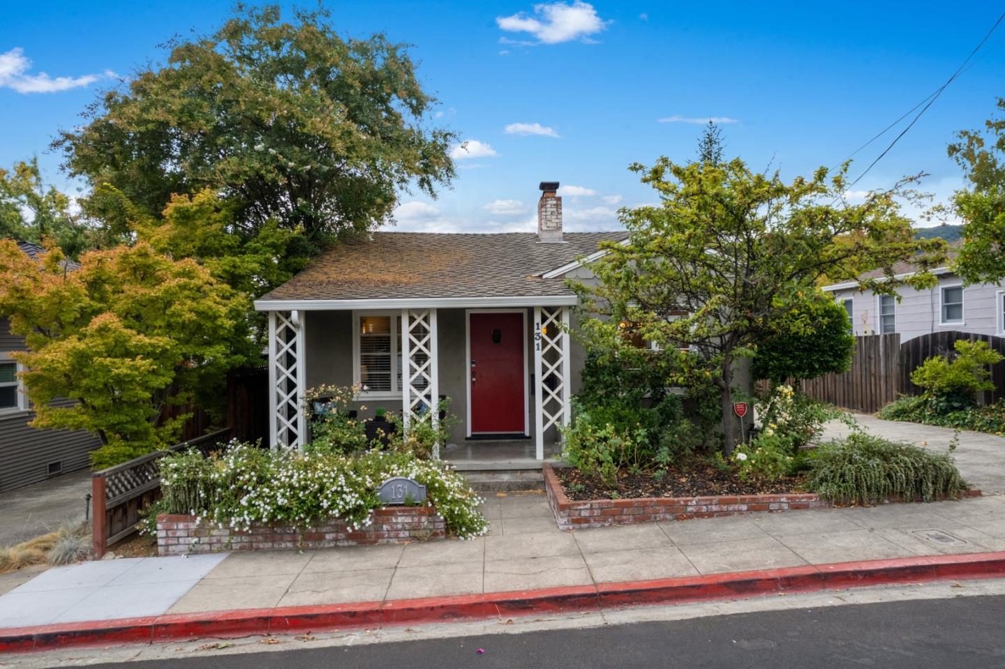 Detail Gallery Image 30 of 39 For 131 Olive St, Los Gatos,  CA 95030 - 2 Beds | 2 Baths