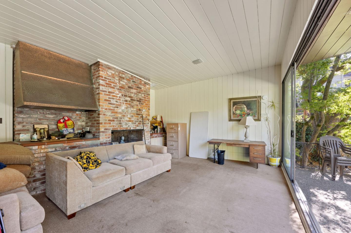 Detail Gallery Image 98 of 107 For 2155 Geri Ln, Hillsborough,  CA 94010 - 3 Beds | 3/1 Baths