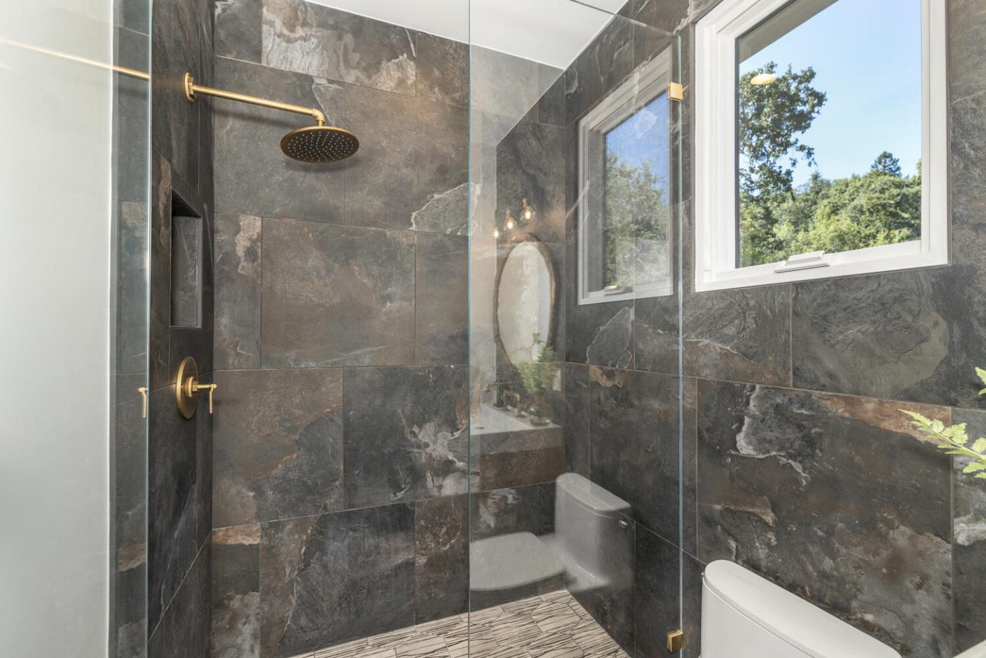 Detail Gallery Image 29 of 81 For 141 Lake Rd, Portola Valley,  CA 94028 - 4 Beds | 5 Baths