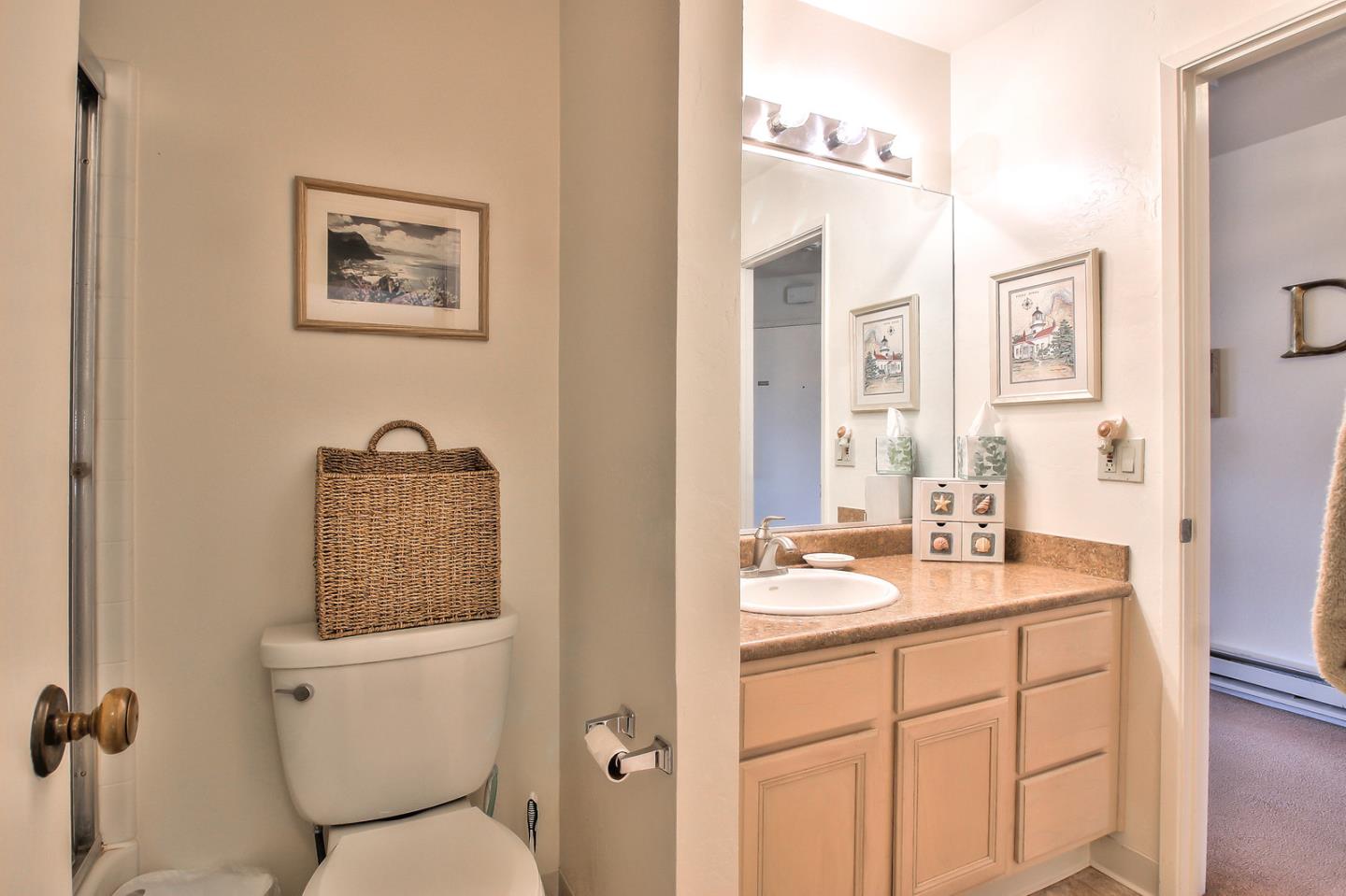 Detail Gallery Image 12 of 24 For 125 Surf Way #328,  Monterey,  CA 93940 - 1 Beds | 1 Baths