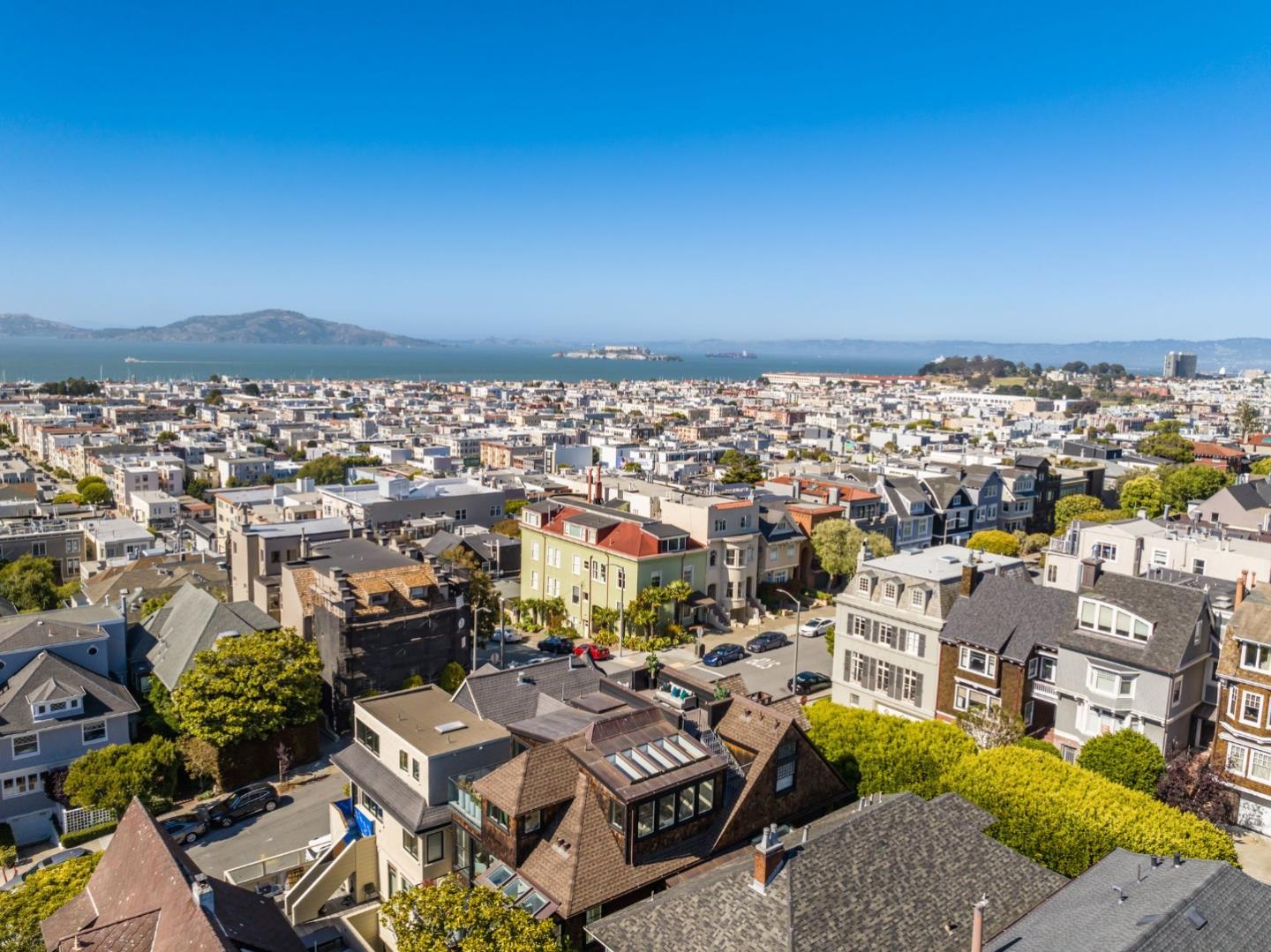 Detail Gallery Image 103 of 106 For 2853 Broderick St, San Francisco,  CA 94123 - 6 Beds | 5/1 Baths