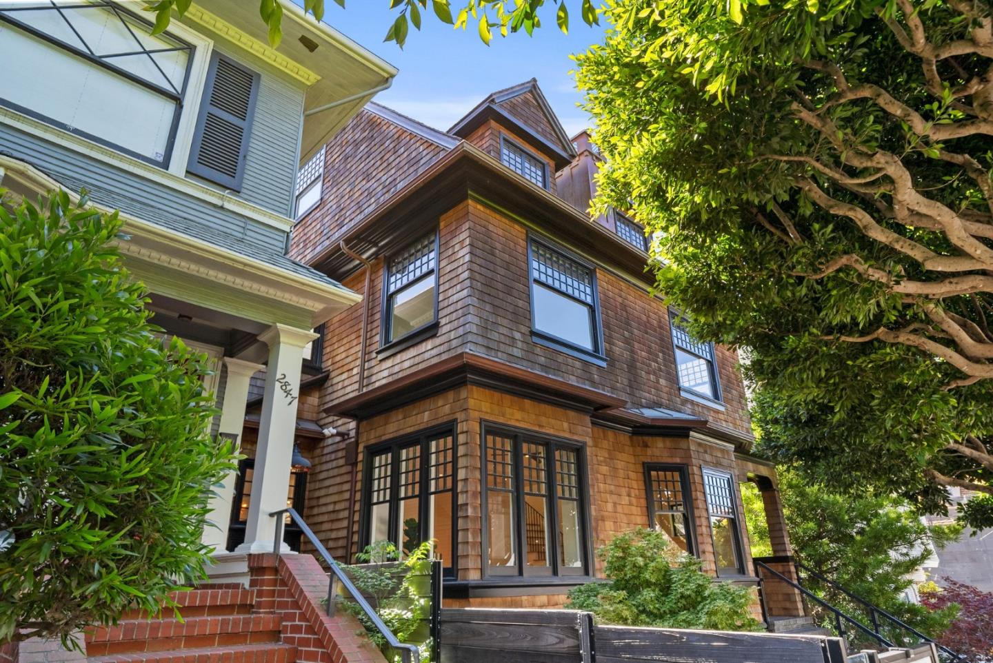 2853 Broderick Street, San Francisco, California 94123, 6 Bedrooms Bedrooms, ,5 BathroomsBathrooms,Residential,For Sale,2853 Broderick Street,ML81980574