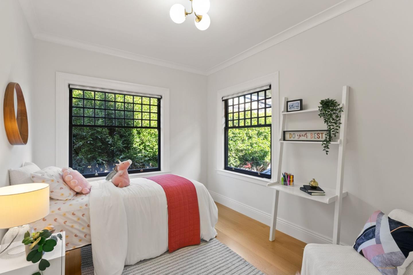 Detail Gallery Image 62 of 106 For 2853 Broderick St, San Francisco,  CA 94123 - 6 Beds | 5/1 Baths