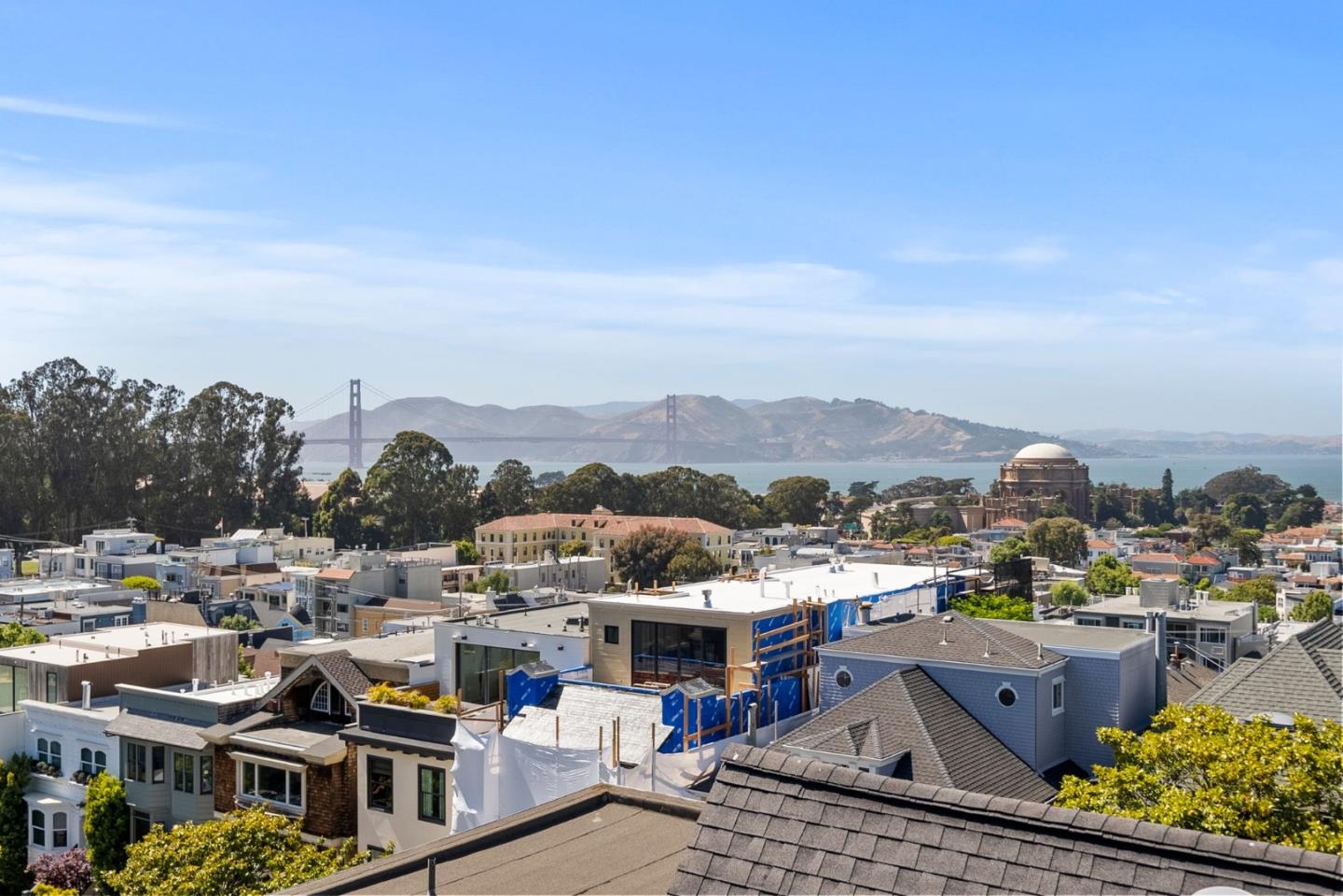 Detail Gallery Image 93 of 106 For 2853 Broderick St, San Francisco,  CA 94123 - 6 Beds | 5/1 Baths