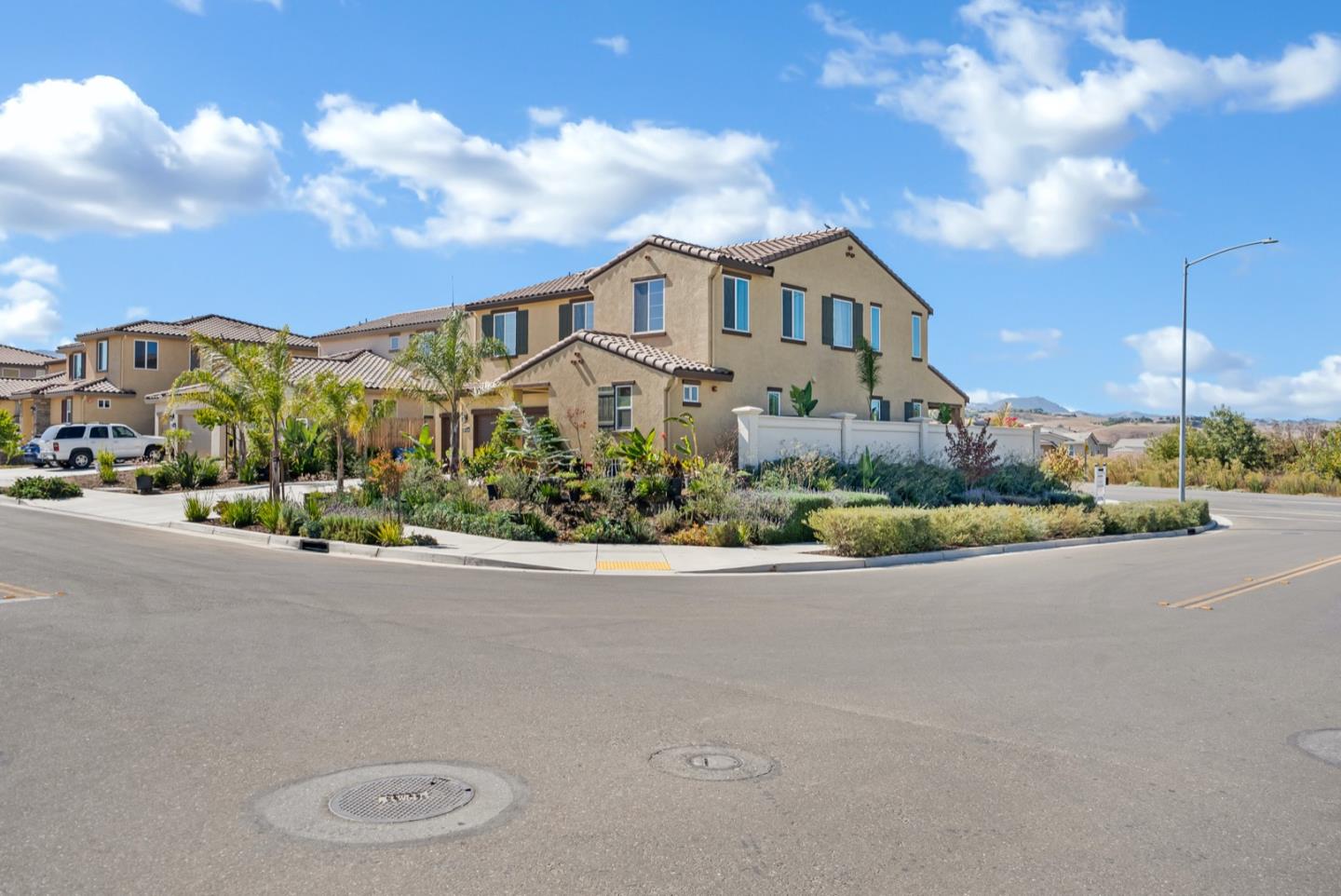 3076 Palomino WAY, Hollister CA 95023