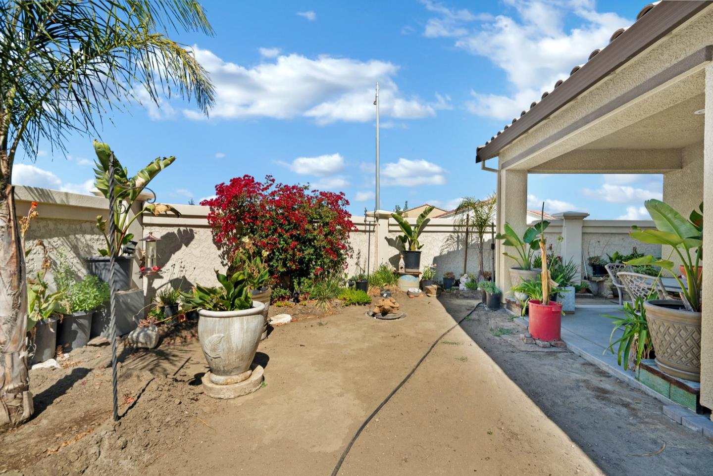 Detail Gallery Image 32 of 41 For 3076 Palomino Way, Hollister,  CA 95023 - 5 Beds | 3/1 Baths