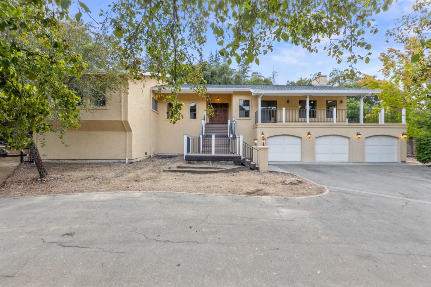 Detail Gallery Image 1 of 92 For 14324 Cordwood Ct, Saratoga,  CA 95070 - 4 Beds | 3/1 Baths