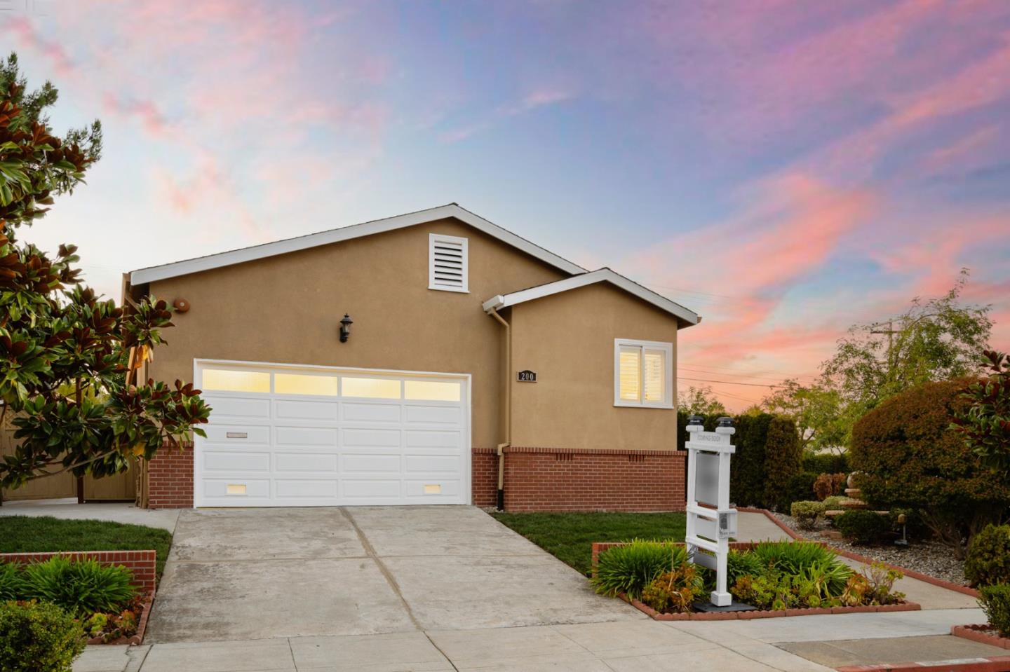 Detail Gallery Image 69 of 80 For 200 Taylor Blvd, Millbrae,  CA 94030 - 5 Beds | 4/1 Baths