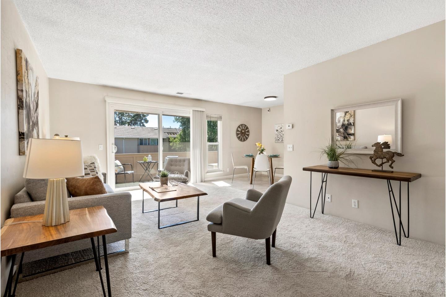 Detail Gallery Image 5 of 27 For 2462 W Bayshore Rd #6,  Palo Alto,  CA 94303 - 2 Beds | 1 Baths