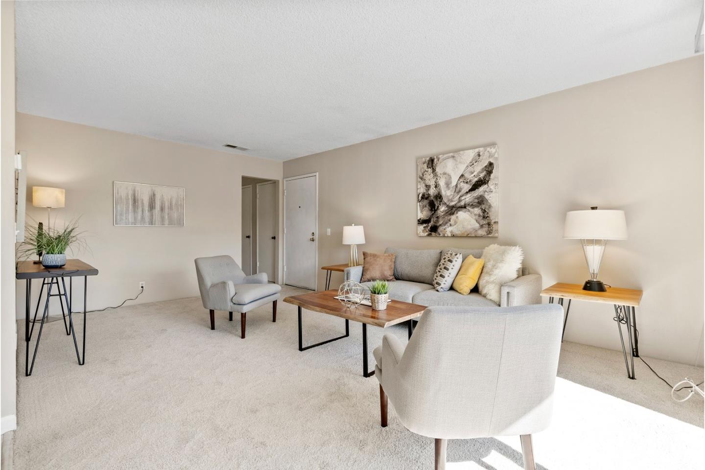 Detail Gallery Image 7 of 27 For 2462 W Bayshore Rd #6,  Palo Alto,  CA 94303 - 2 Beds | 1 Baths