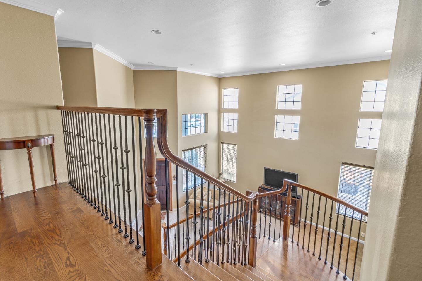 Detail Gallery Image 19 of 31 For 1880 Gamay Way, Salinas,  CA 93906 - 5 Beds | 3 Baths