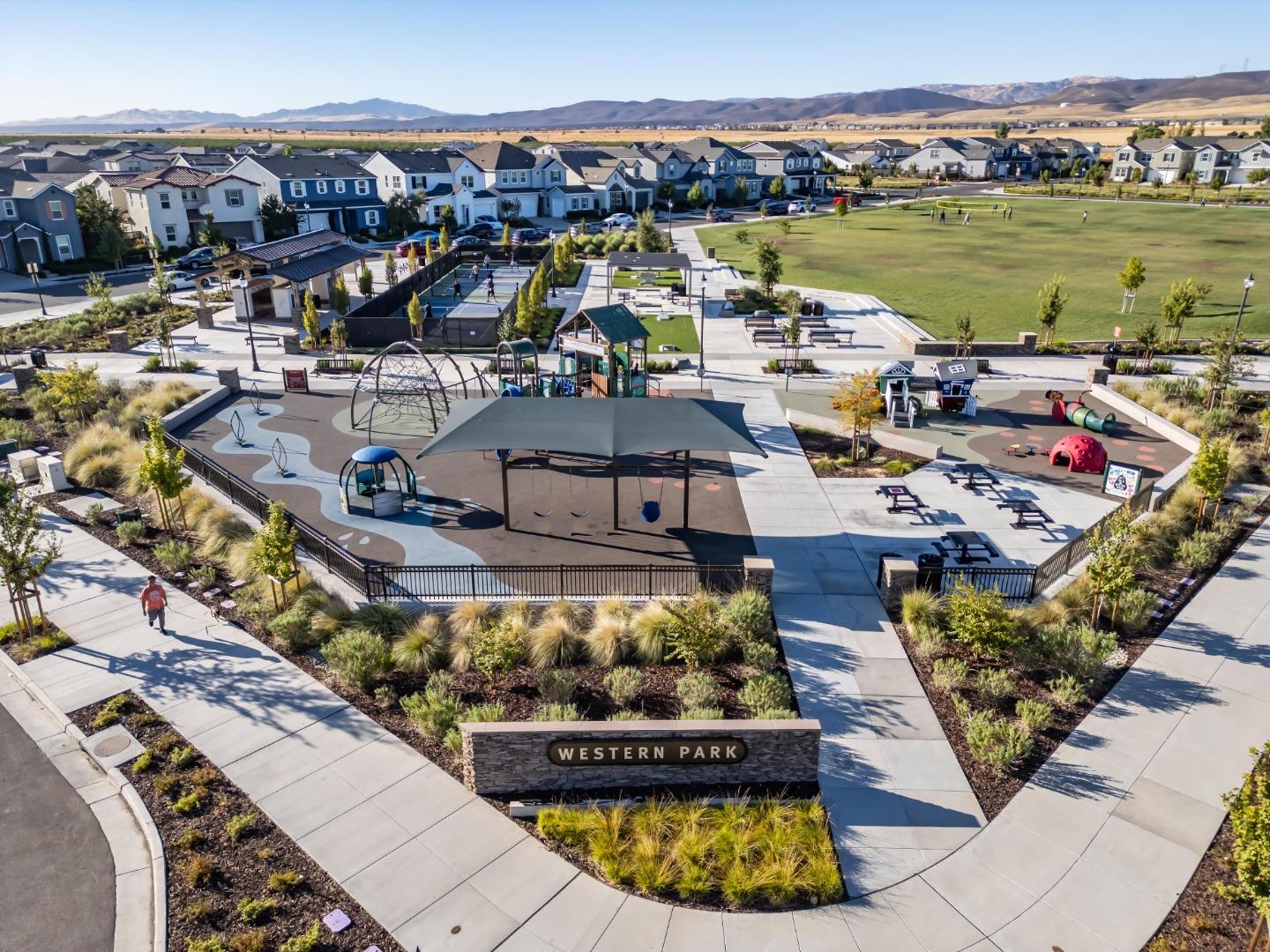 Detail Gallery Image 73 of 82 For 3029 Gaylene Ann Pl, Tracy,  CA 95377 - 5 Beds | 4/1 Baths