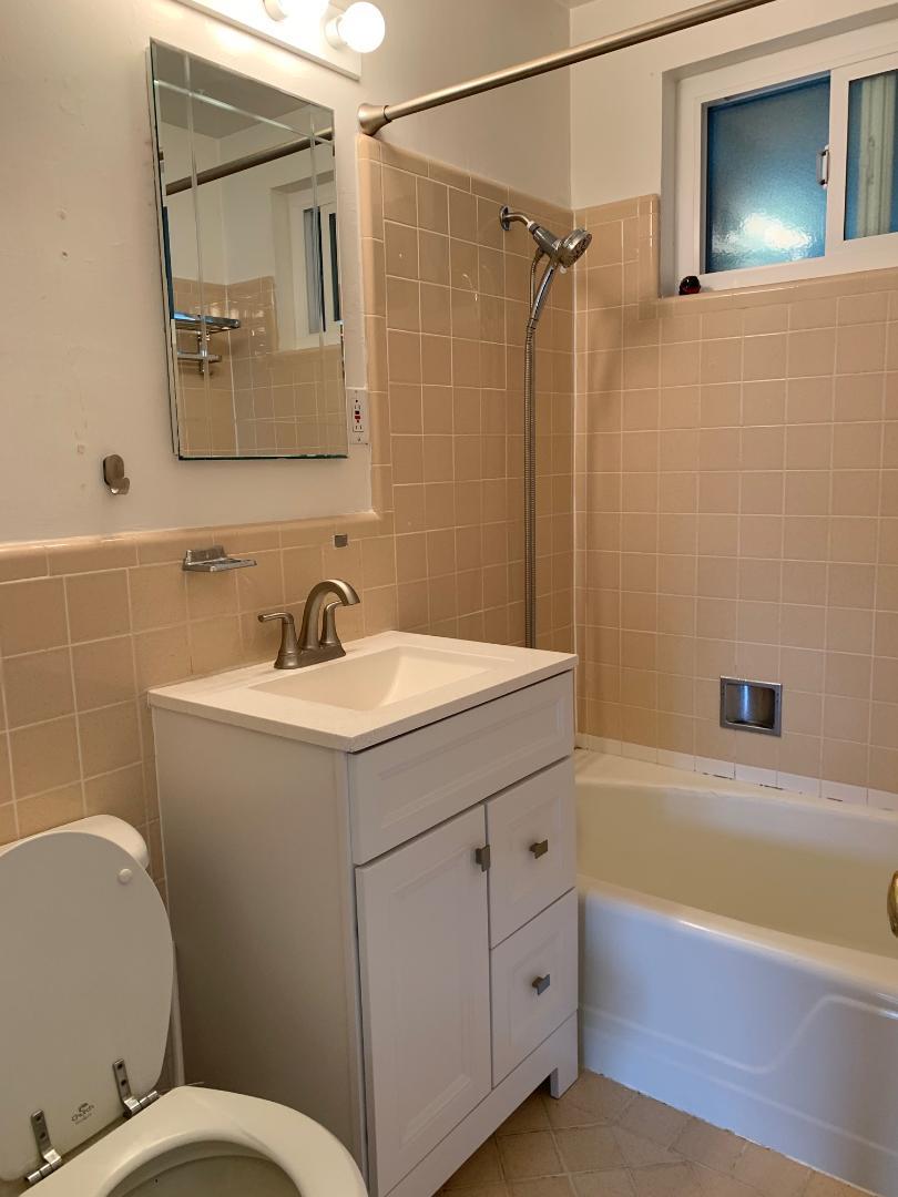 Detail Gallery Image 11 of 25 For 370 Bartlett St #2,  San Francisco,  CA 94110 - 1 Beds | 1 Baths