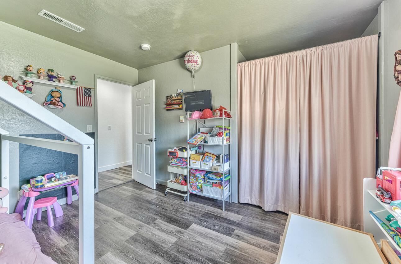 Detail Gallery Image 16 of 23 For 258 8th St, Soledad,  CA 93960 - 3 Beds | 2 Baths