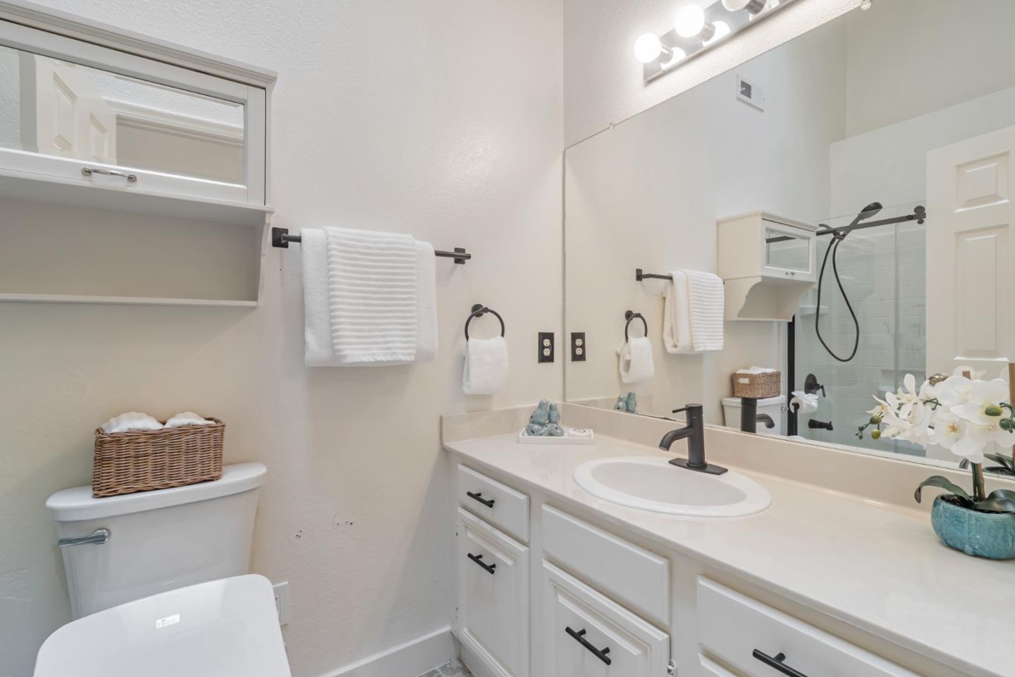 Detail Gallery Image 19 of 34 For 258 Amesport Lndg, Half Moon Bay,  CA 94019 - 2 Beds | 2/1 Baths