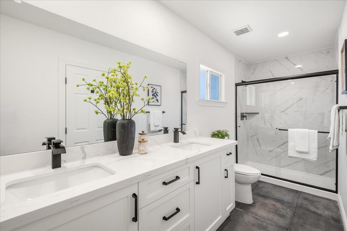 Detail Gallery Image 25 of 49 For 14695 Murphy Ave, San Martin,  CA 95046 - 2 Beds | 2 Baths