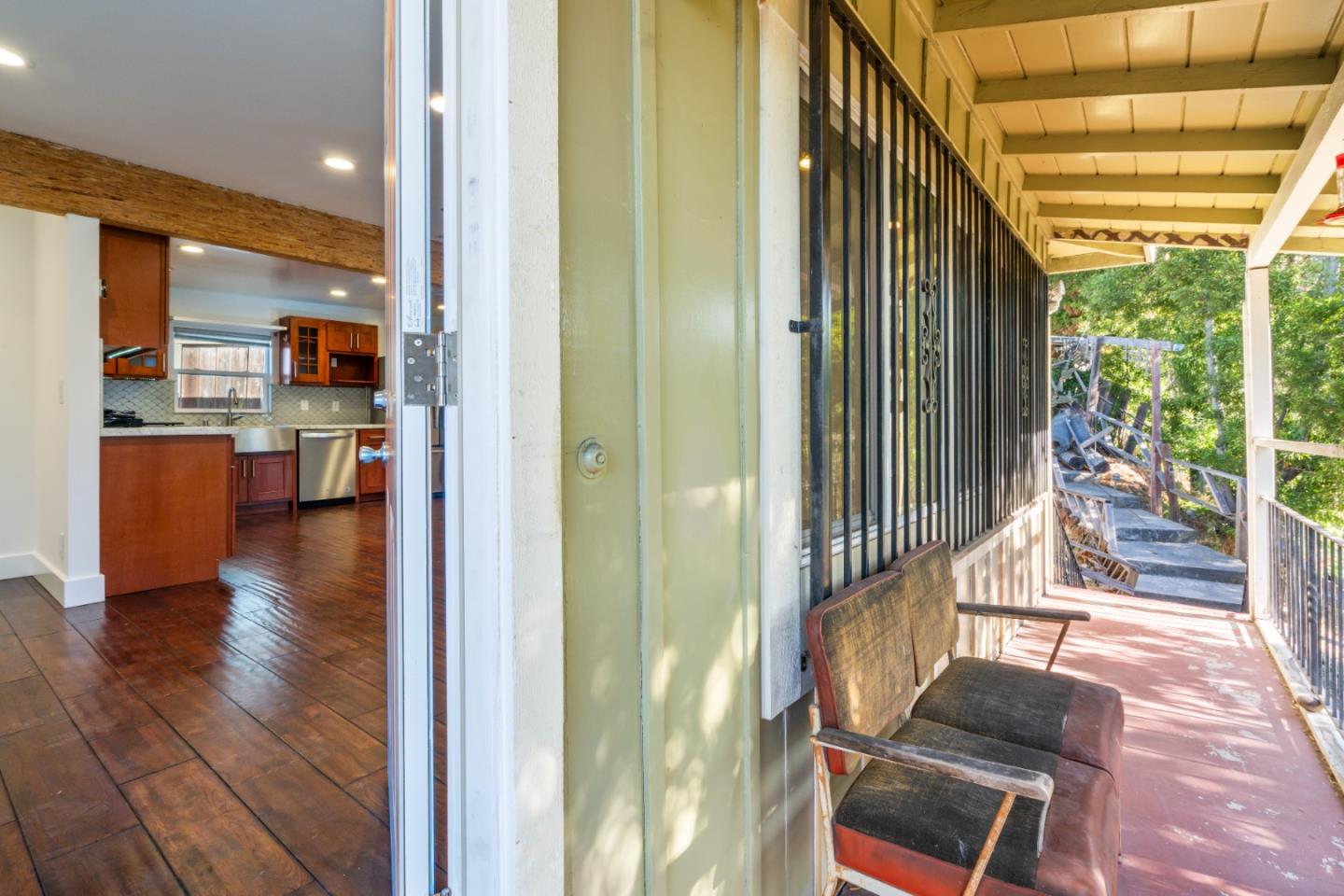 9560 Alcala Avenue, Oakland, California 94605, 2 Bedrooms Bedrooms, ,1 BathroomBathrooms,Residential,For Sale,9560 Alcala Avenue,ML81980823