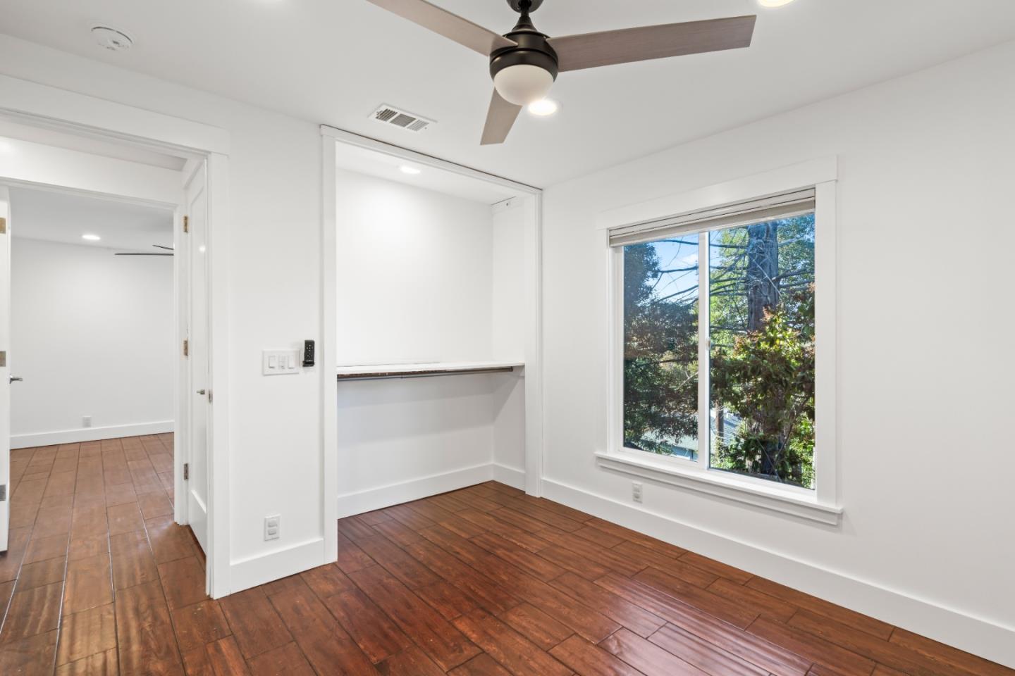 9560 Alcala Avenue, Oakland, California 94605, 2 Bedrooms Bedrooms, ,1 BathroomBathrooms,Residential,For Sale,9560 Alcala Avenue,ML81980823