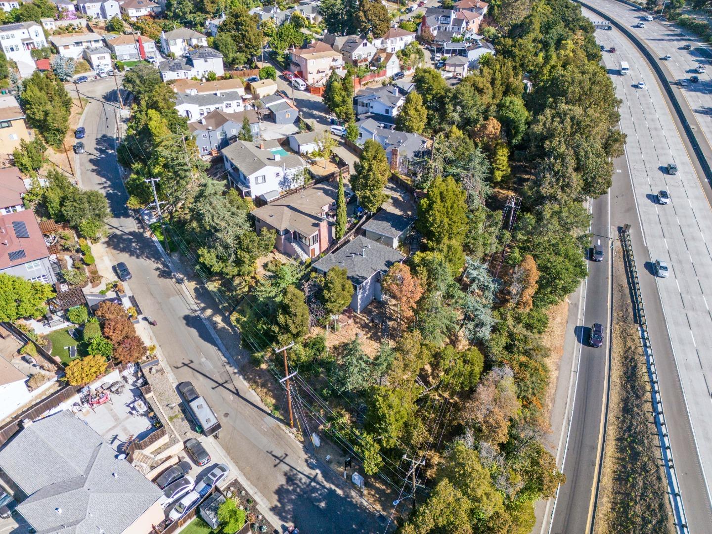 Detail Gallery Image 40 of 42 For 9560 Alcala Ave, Oakland,  CA 94605 - 2 Beds | 1 Baths